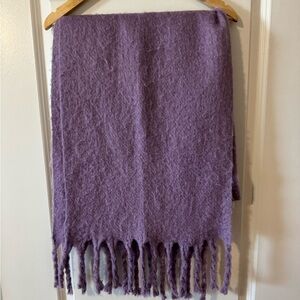 Abercrombie & Fitch Lavender Cozy Fringe Scarf
